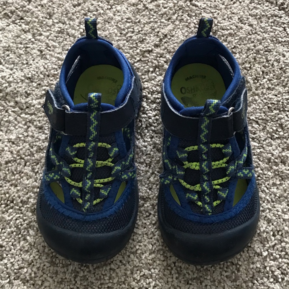 Oshkosh Toddler Water Shoes Sandals Size 7